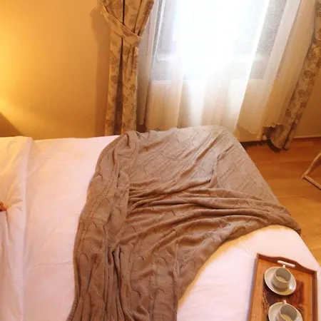 Hotel Taxim Ares 3*